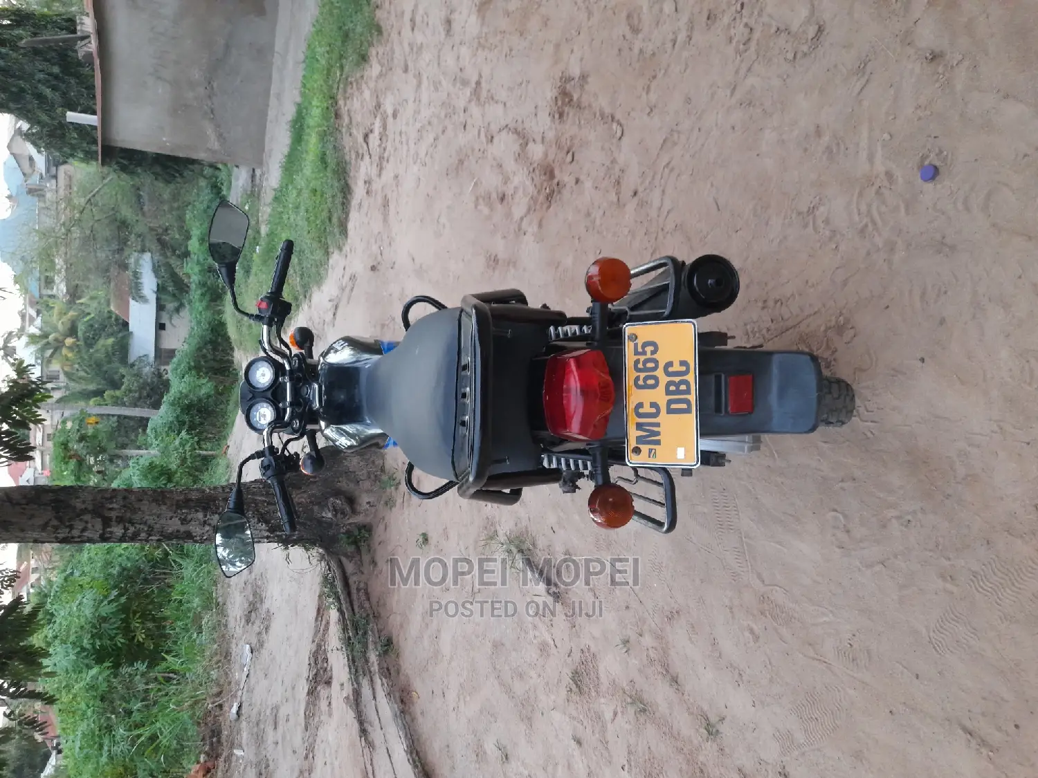 TVS HLX 125 2022
