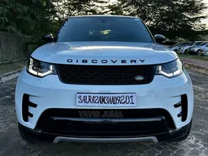 Land Rover Discovery 2018 White