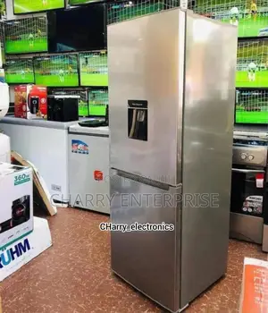 OFFÈR!! Hisense FridgeWith Water Dispenser