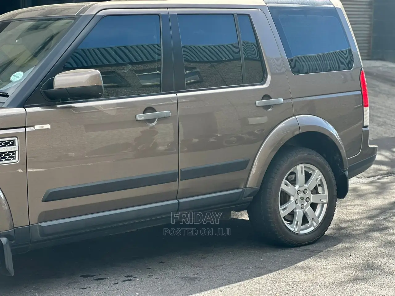 Land Rover Range Rover 2011 Gray