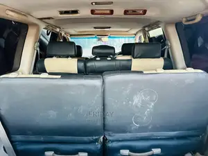 Toyota Land Cruiser 2005 Black