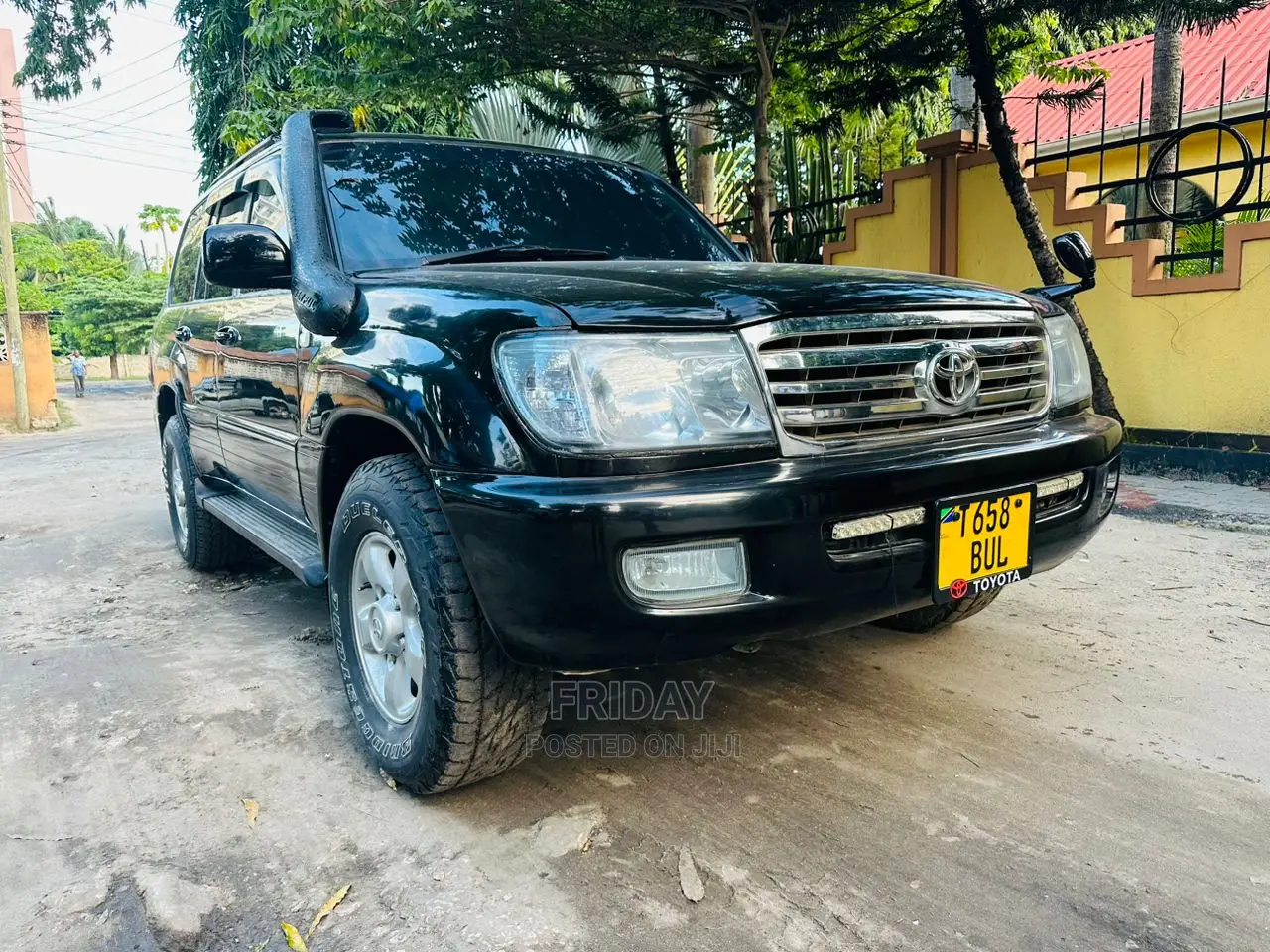 Toyota Land Cruiser 2005 Black