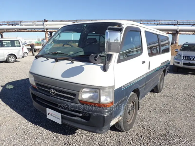 Toyota HiAce 1999 White