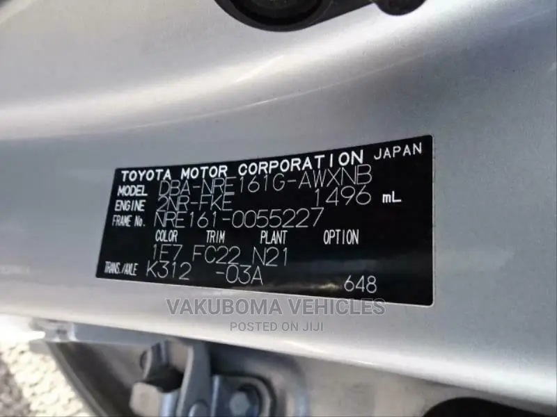 Toyota Corolla Fielder 2018 Silver