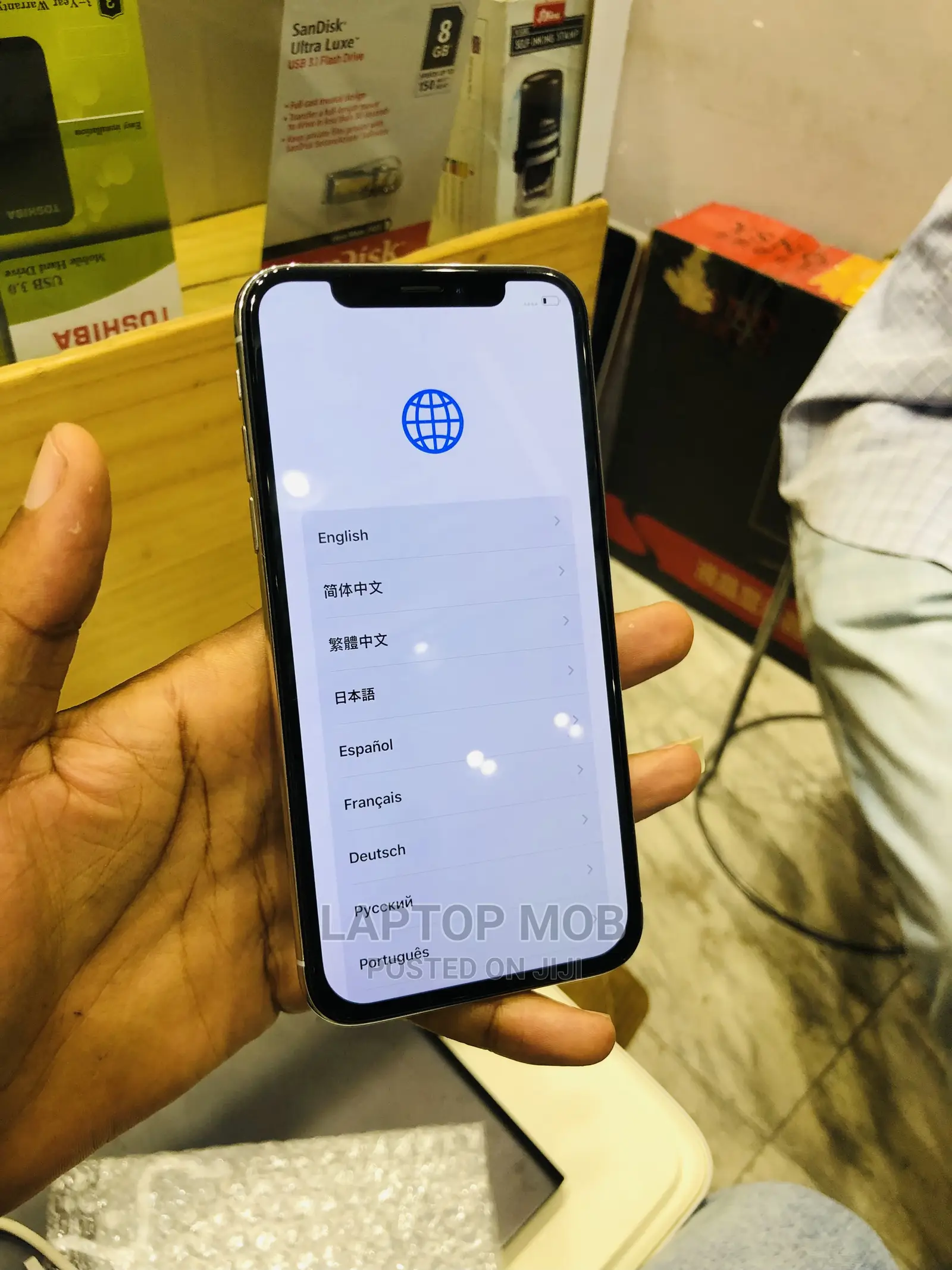 Apple iPhone X 64 GB White