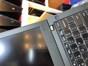 Laptop Lenovo ThinkPad X250 8GB Intel Core I5 HDD 500GB