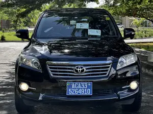 Toyota Vanguard 2011 Black