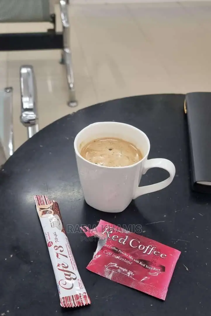Red Coffee Cafe 73