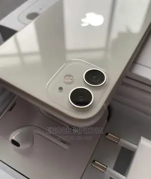 New Apple iPhone 11 128 GB White