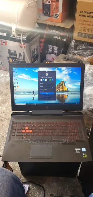 Laptop HP Omen 17 8GB Intel Core I7 SSD 128GB
