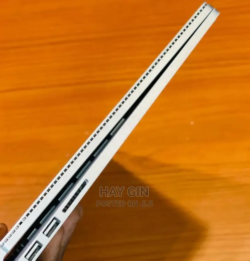 Laptop Microsoft Surface Book 2 8GB SSD 256GB