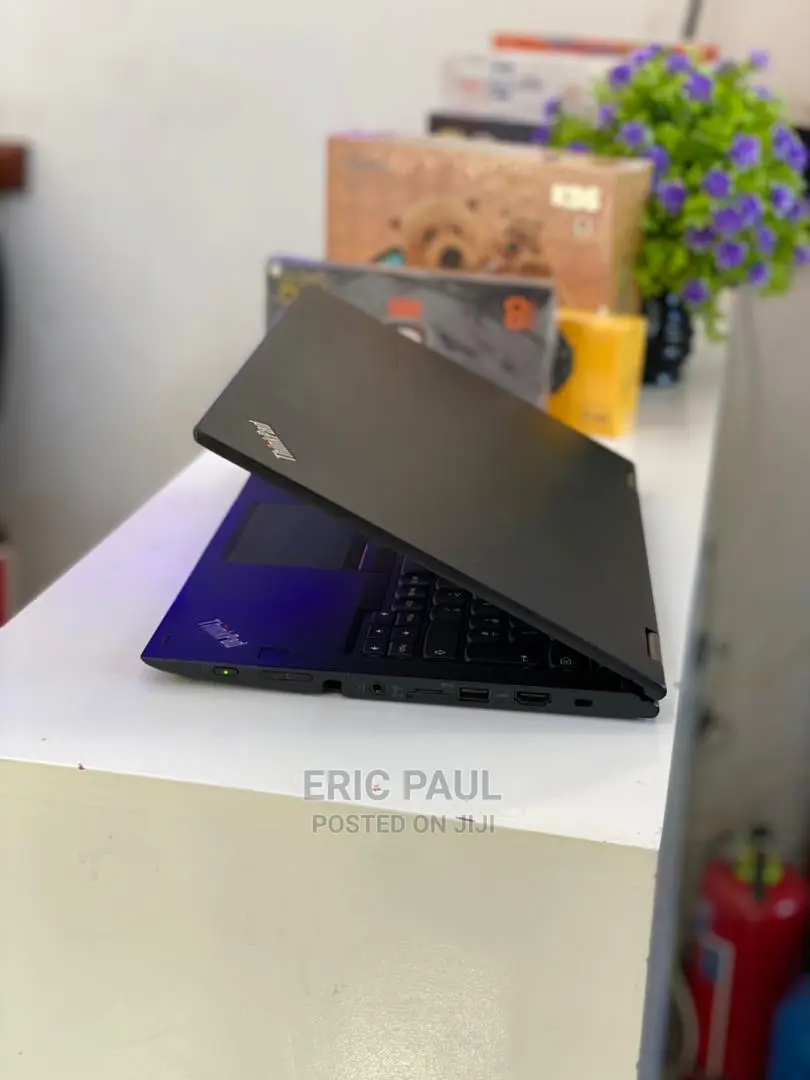 Laptop Lenovo Thinkpad X13 Yoga 8GB Intel Core I5 SSD 256GB