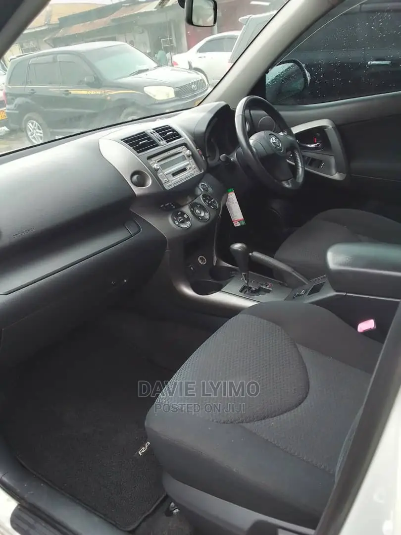 Toyota RAV4 2009 Pearl