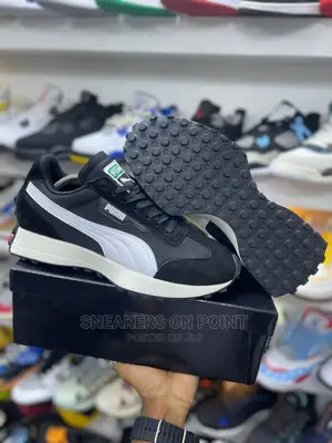 Original Puma Sneakers