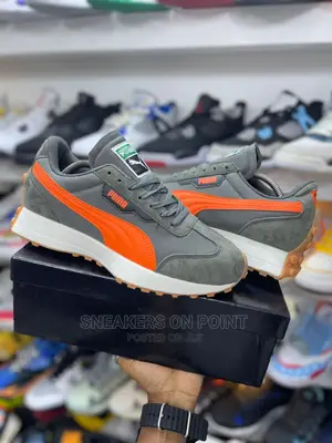 Original Puma Sneakers