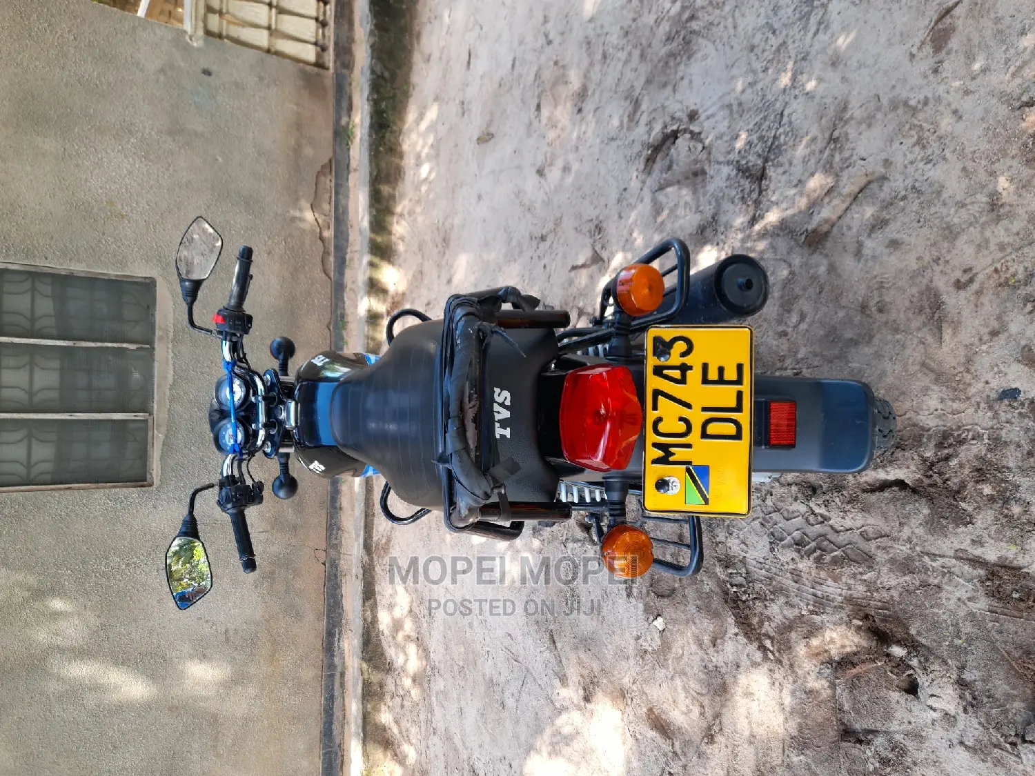 TVS HLX 125 2022