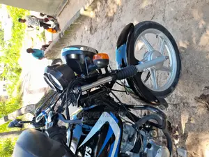 TVS HLX 125 2022