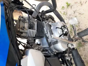 TVS HLX 125 2022 Blue