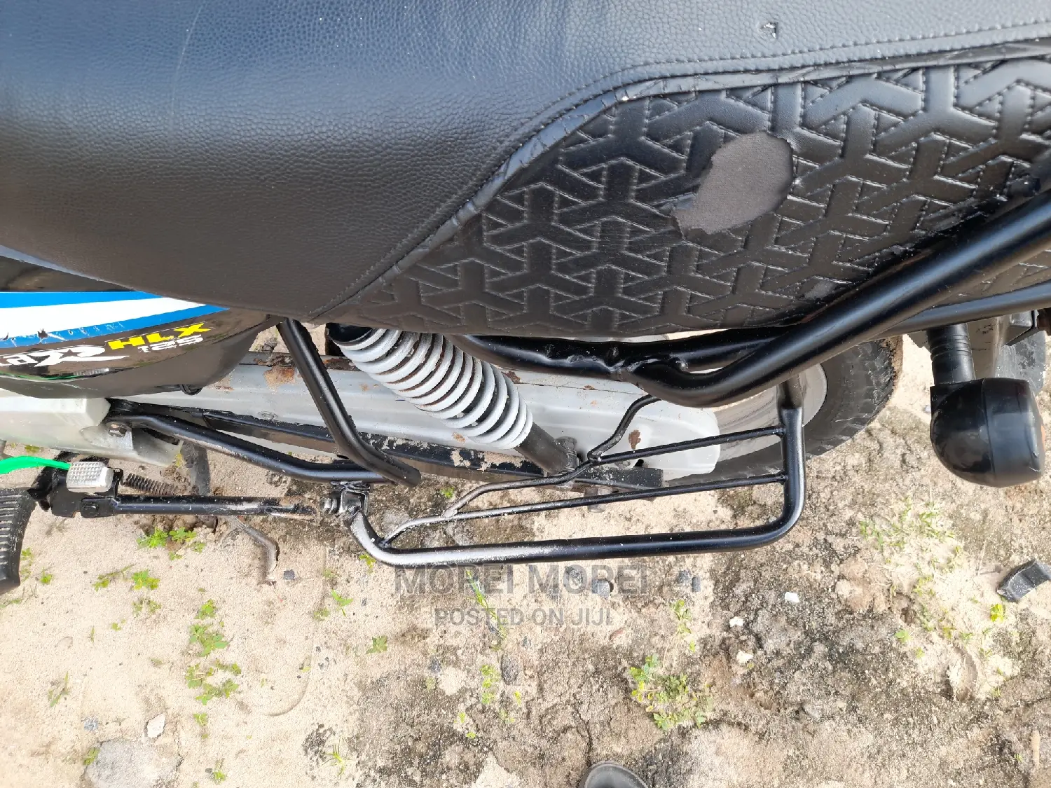 TVS HLX 125 2022 Blue