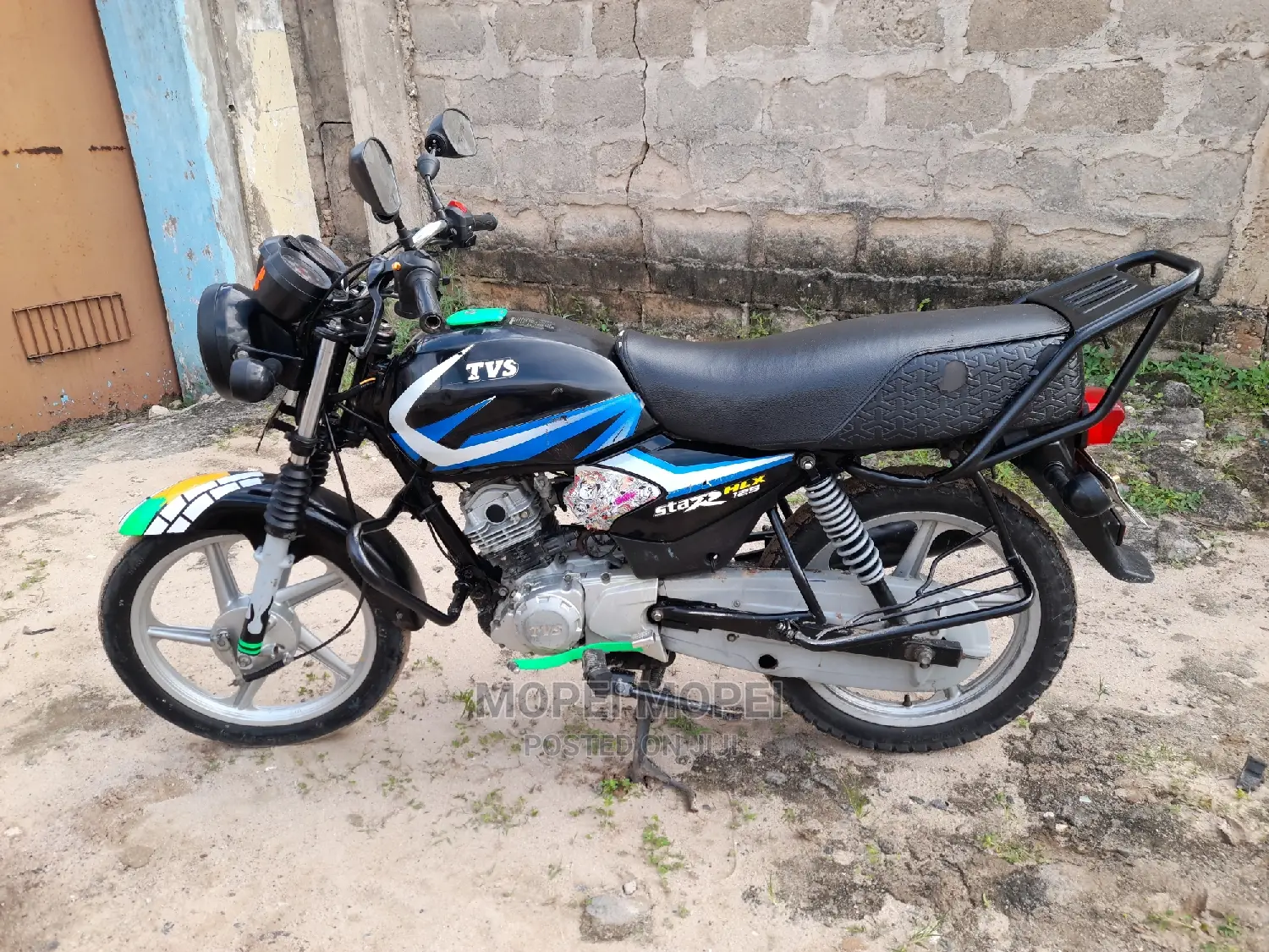 TVS HLX 125 2022 Blue