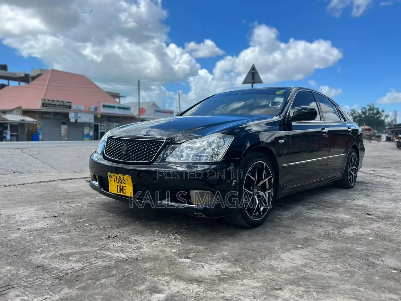 Toyota Crown Royale 2005 Black