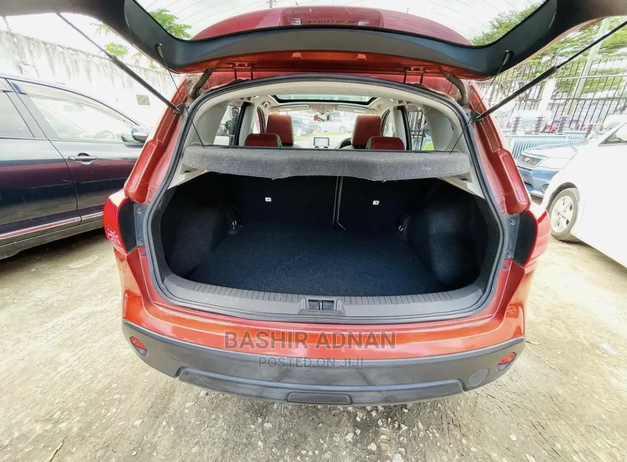 Nissan Dualis 2008 Orange