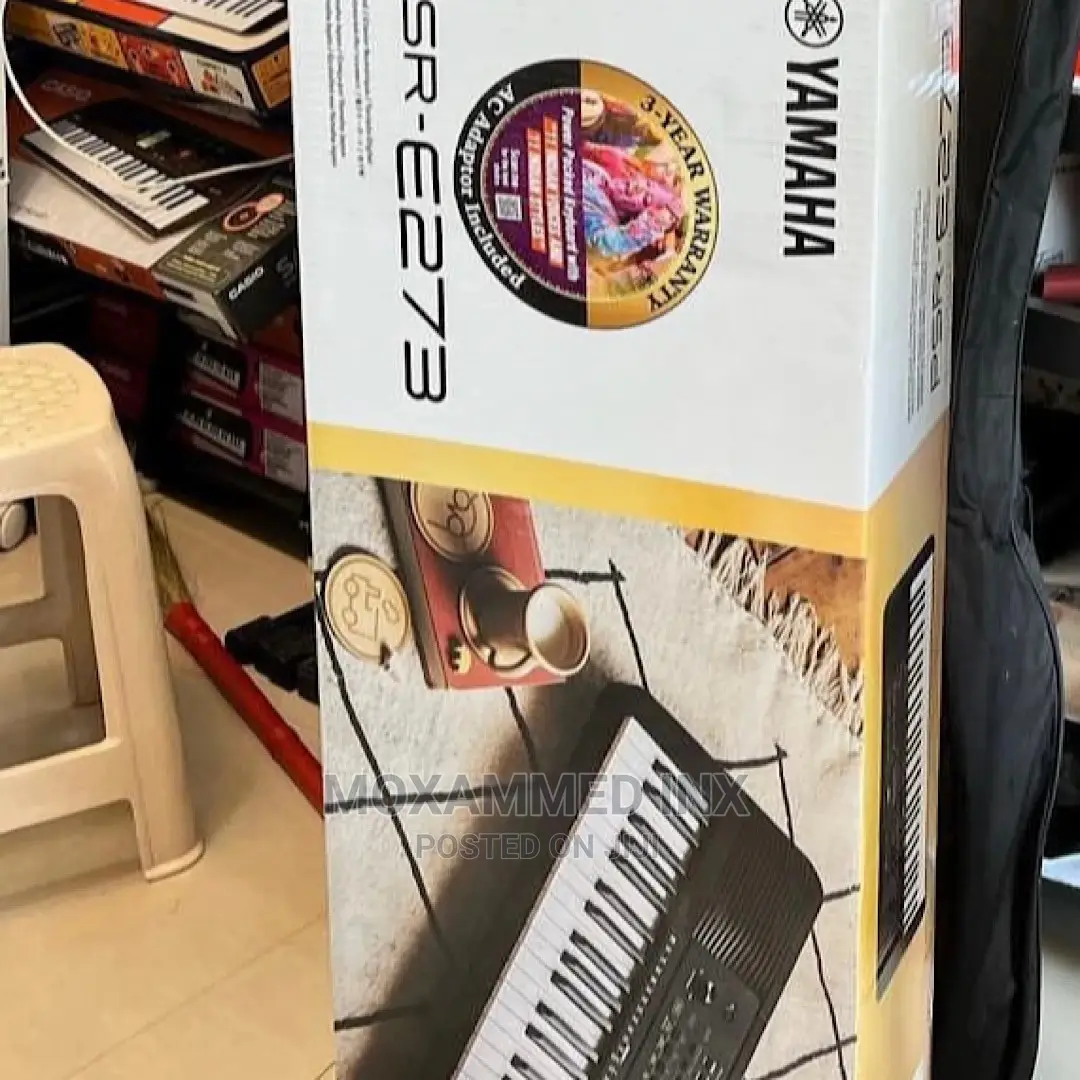 PSR E273 Piano