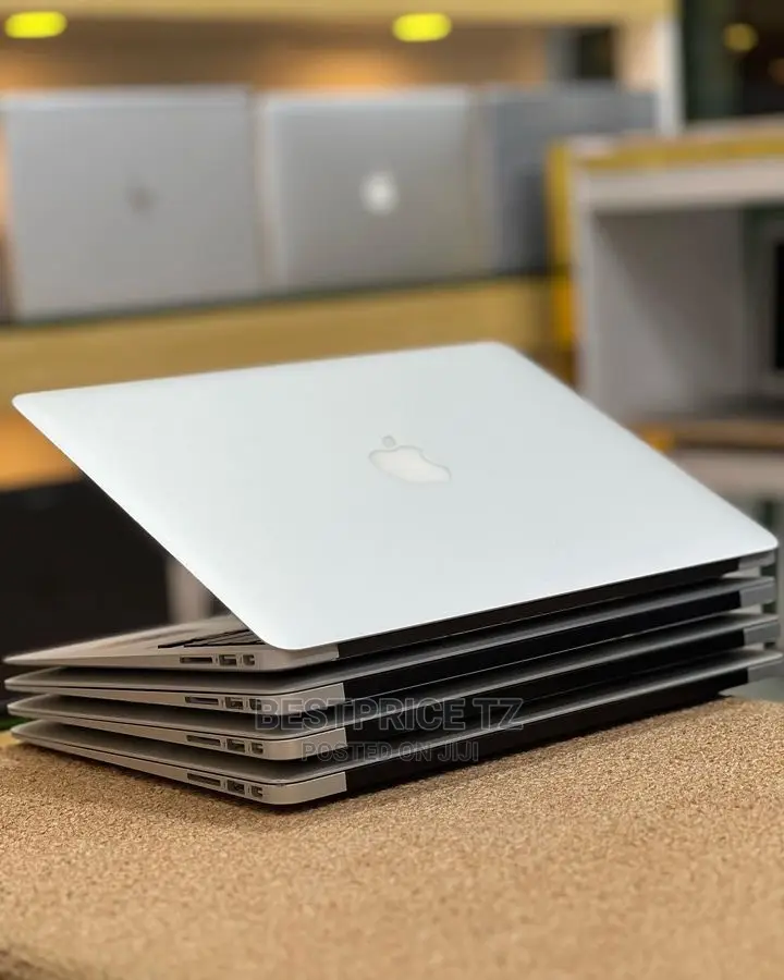 Laptop Apple MacBook Air 2017 8GB Intel Core I5 SSD 128GB