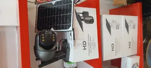 HD Solar Security Light PTZ Camera