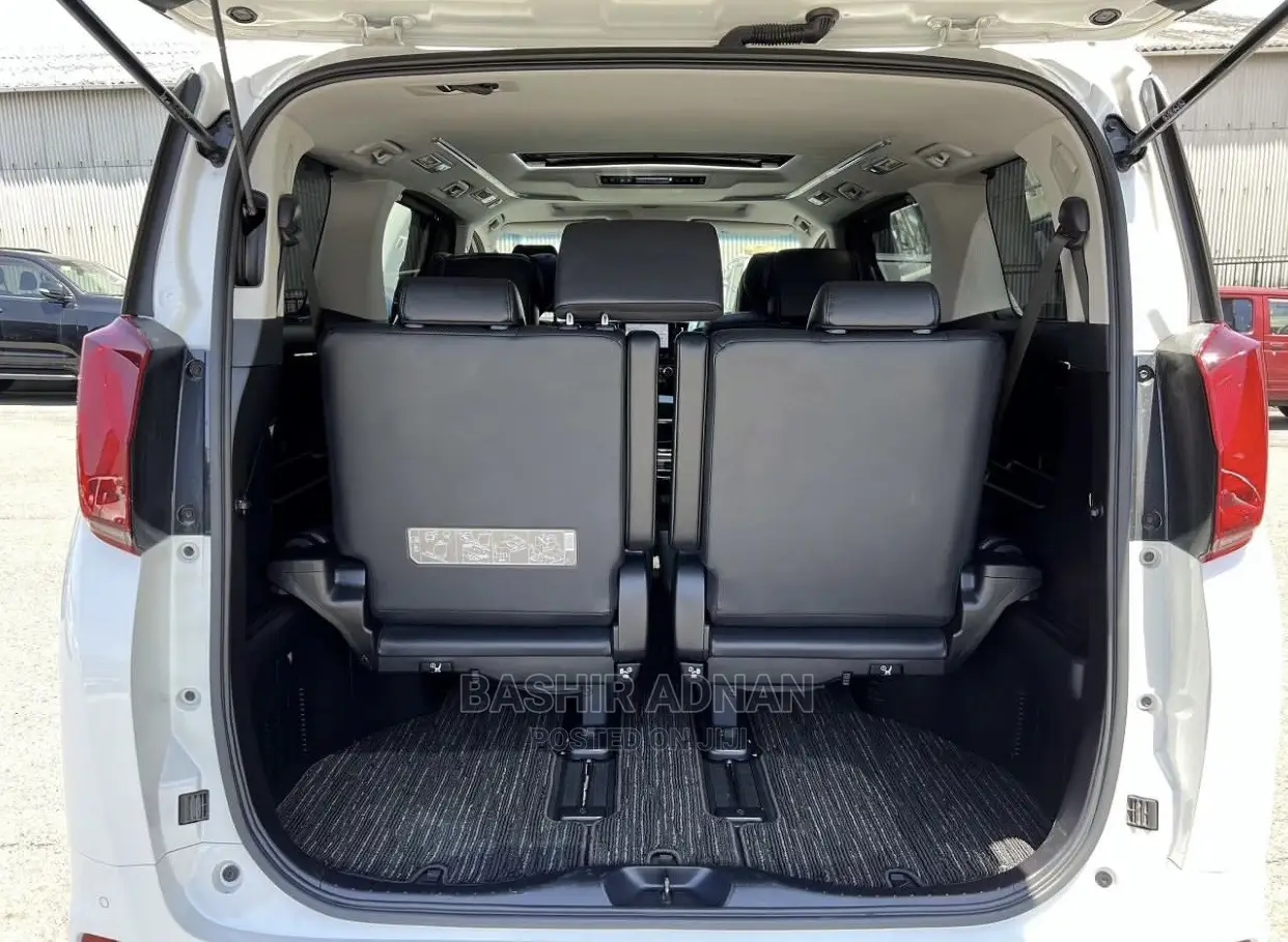 Toyota Alphard 2021 White