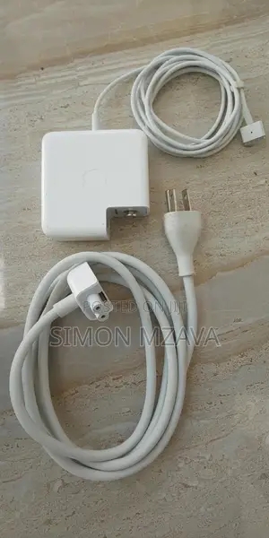 Macbook Air, Macbook Pro Adapters. Wholesale