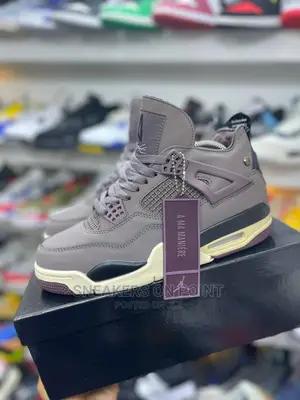 New Jordan 4