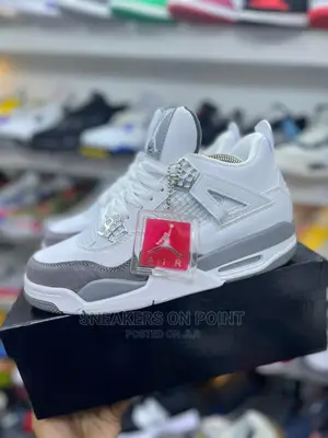 New Jordan 4