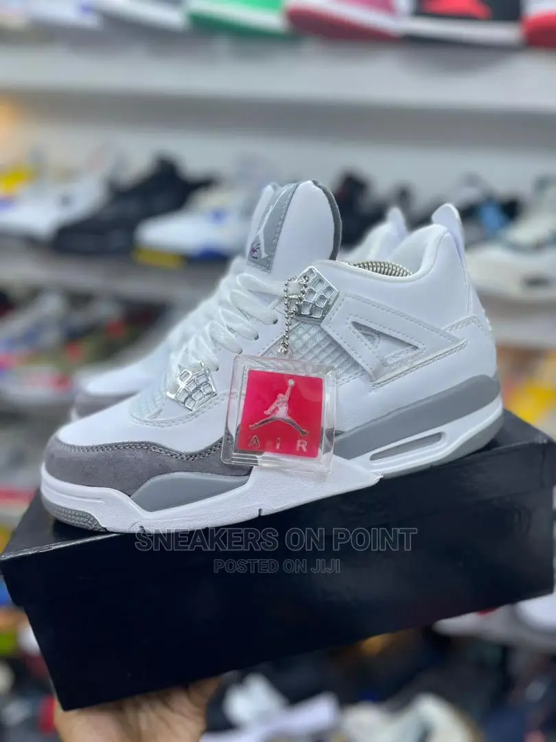 New Jordan 4