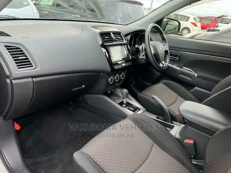 Mitsubishi RVR 2018 Pearl