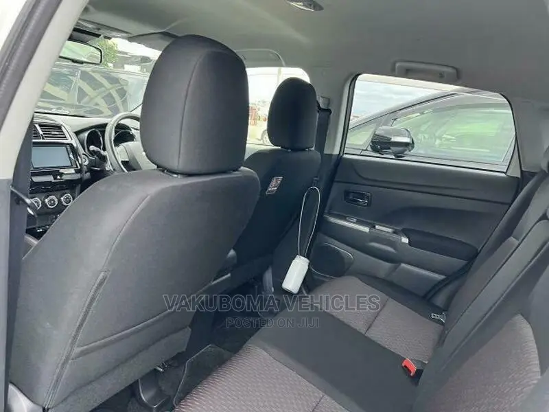 Mitsubishi RVR 2018 Pearl