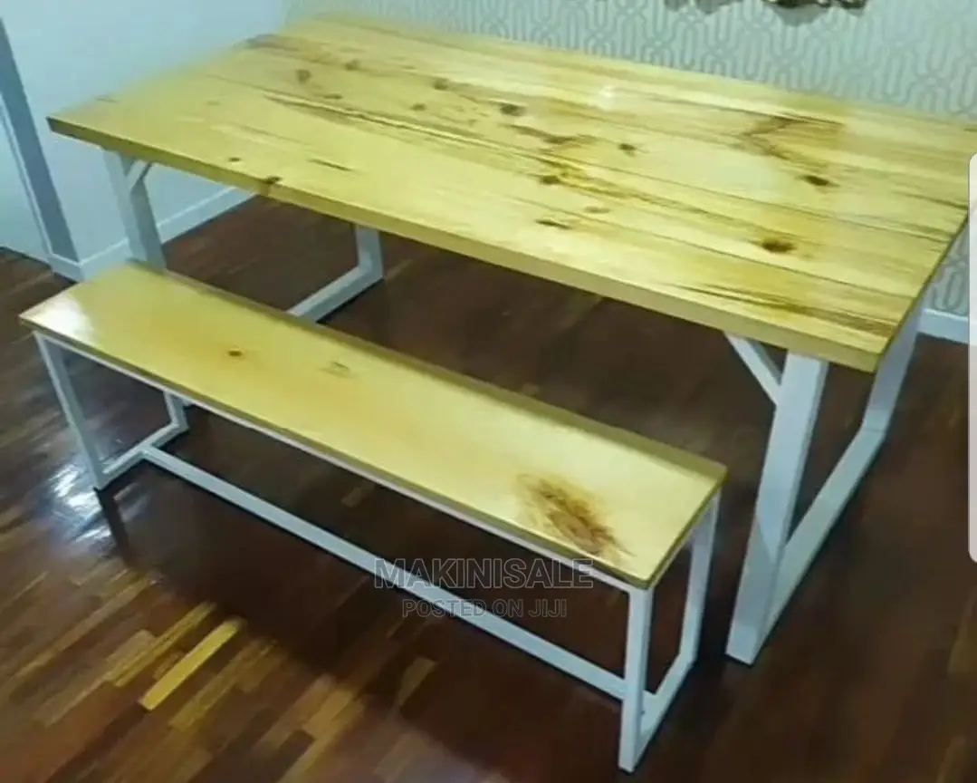 Meza Nzuri Sana (Dinner Table)