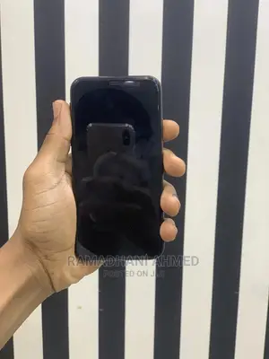 Apple iPhone X 64 GB Black