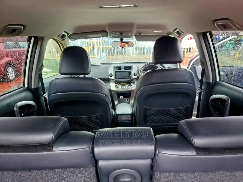 Toyota Vanguard 2012 Pearl