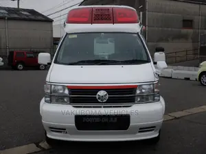 Nissan Elgrand 2001 White