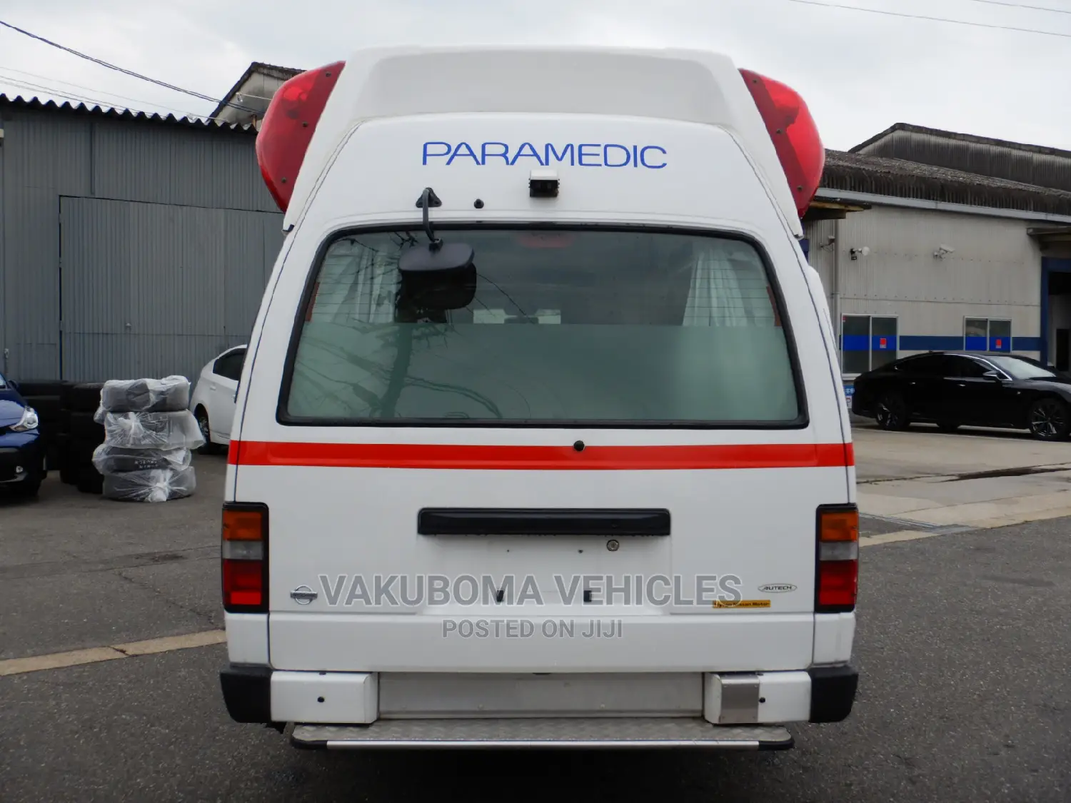Nissan Elgrand 2001 White