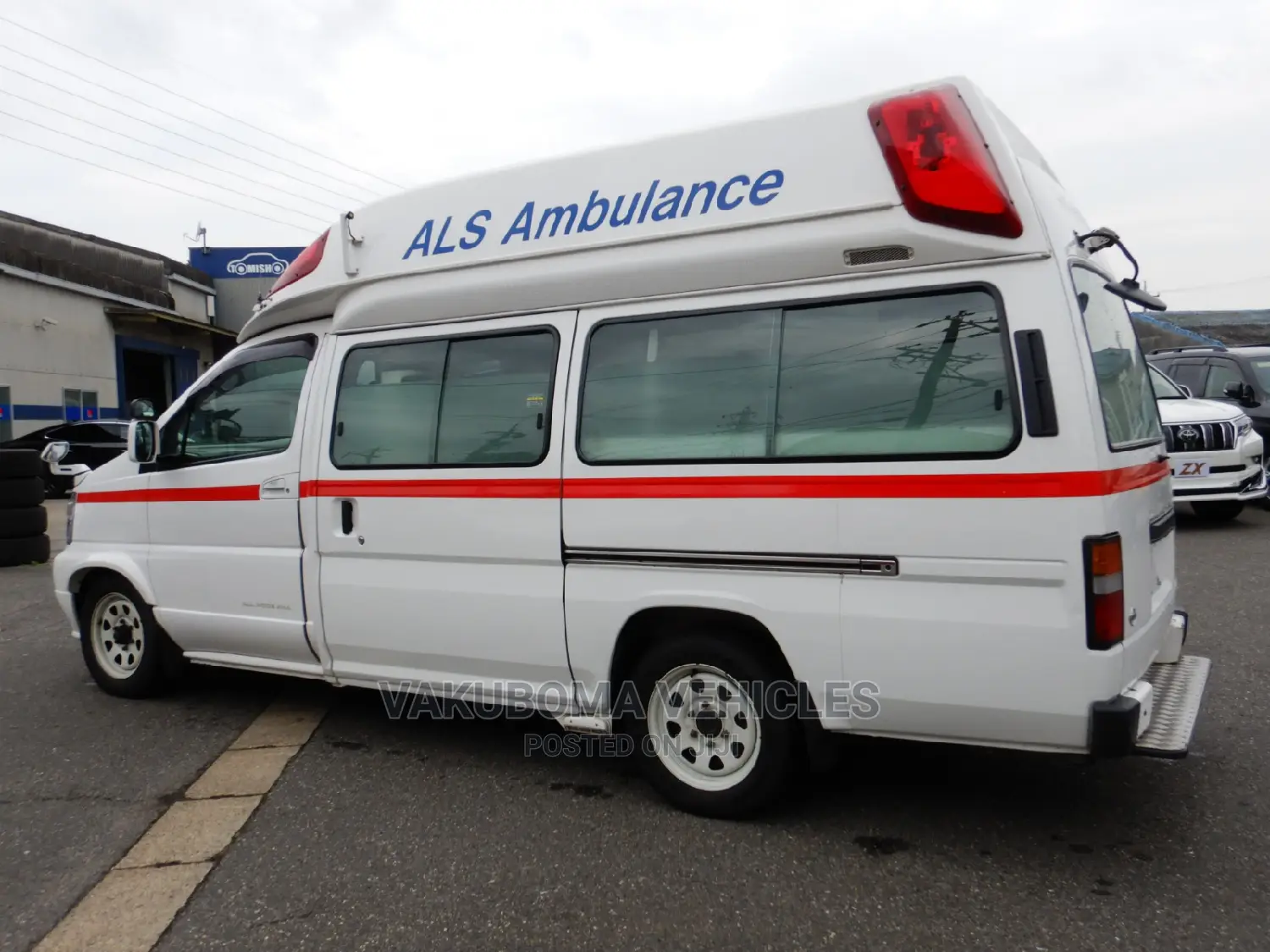 Nissan Elgrand 2001 White