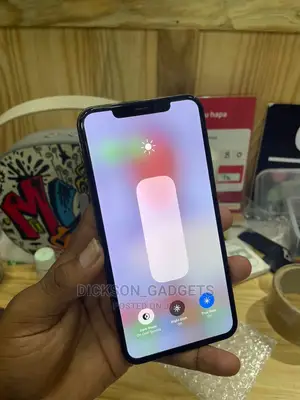 Apple iPhone XS Max 64 GB Gold