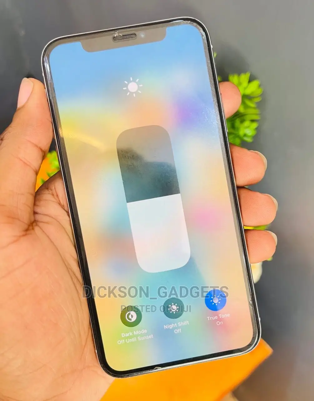 Apple iPhone X 64 GB White