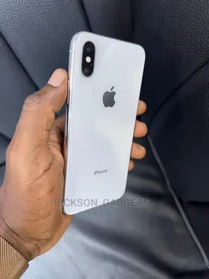 Apple iPhone X 64 GB White