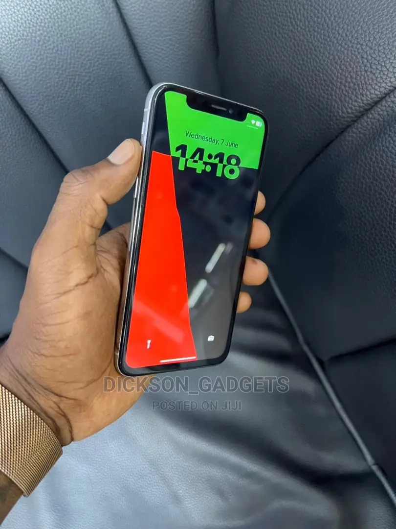 Apple iPhone X 64 GB White