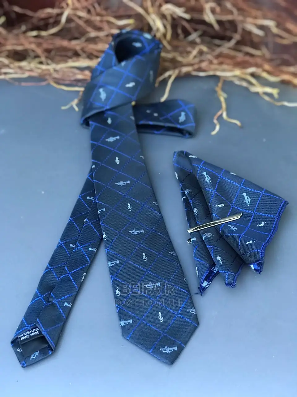 Tai Nzito | Tie