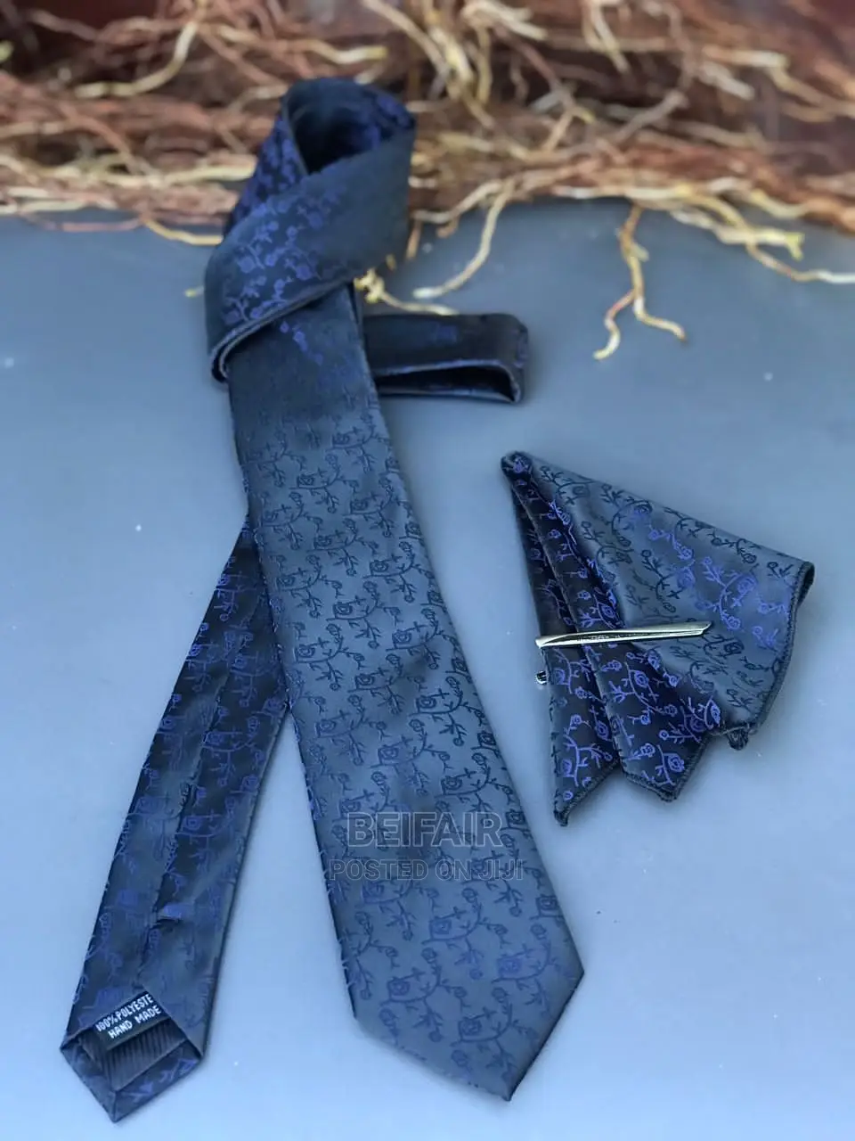 Tai Nzito | Tie