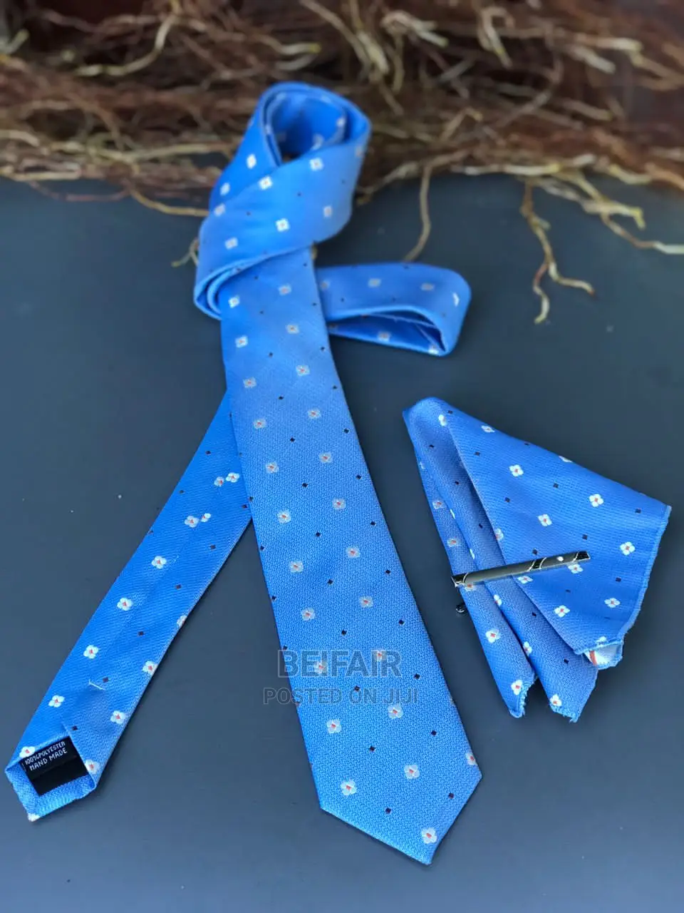 Tai Nzito | Tie