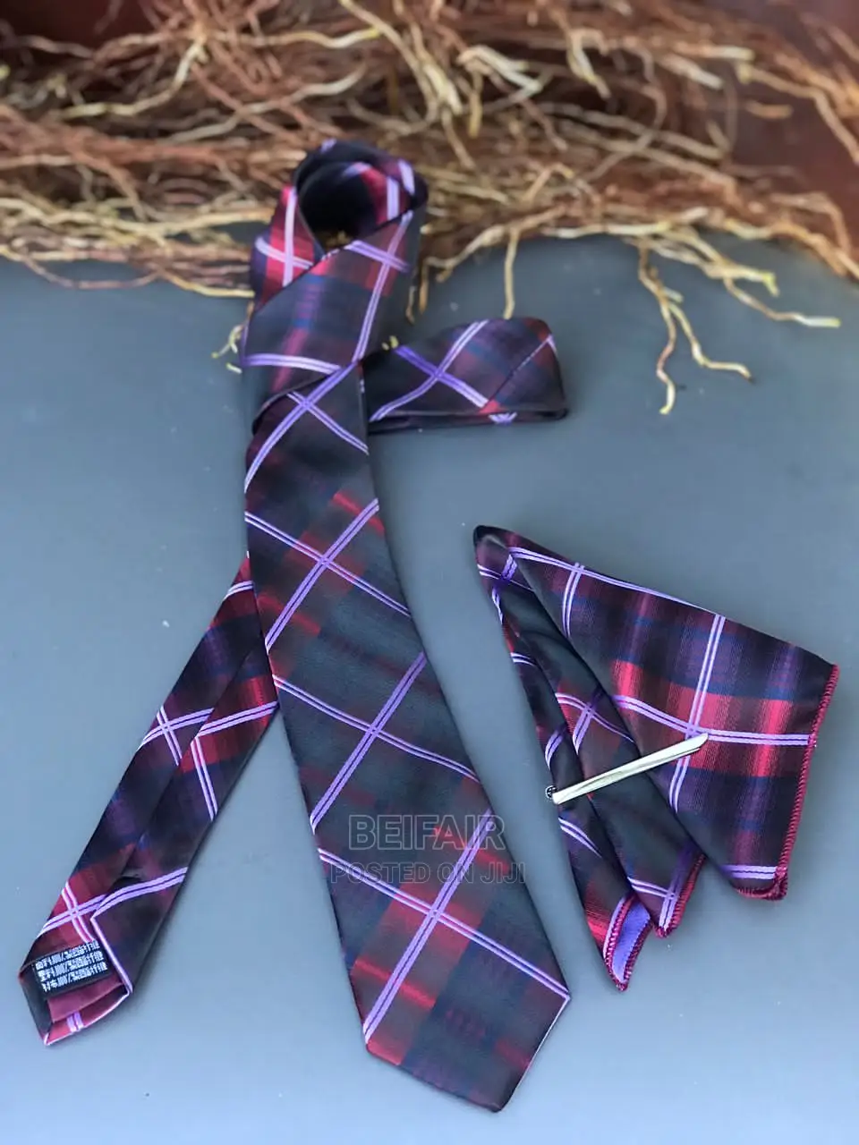 Tai Nzito | Tie